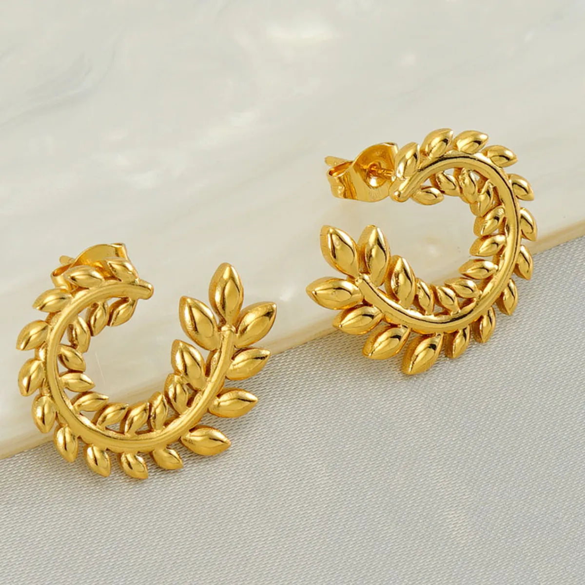 1 Pair Elegant Wreath Polishing Plating Stainless Steel 18k Gold Plated Earrings