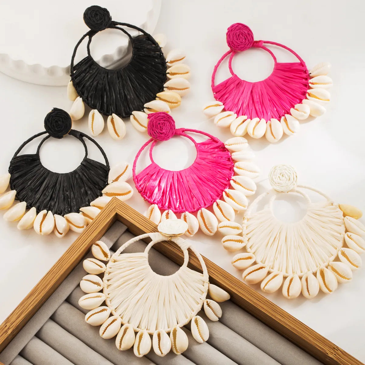 1 Pair Ethnic Style Beach Color Block Braid Raffia Shell Drop Earrings