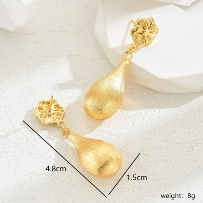 1 Pair Ethnic Style Shiny Star Heart Shape Flower Hollow Out Copper Zinc Alloy 18K Gold Plated Drop Earrings