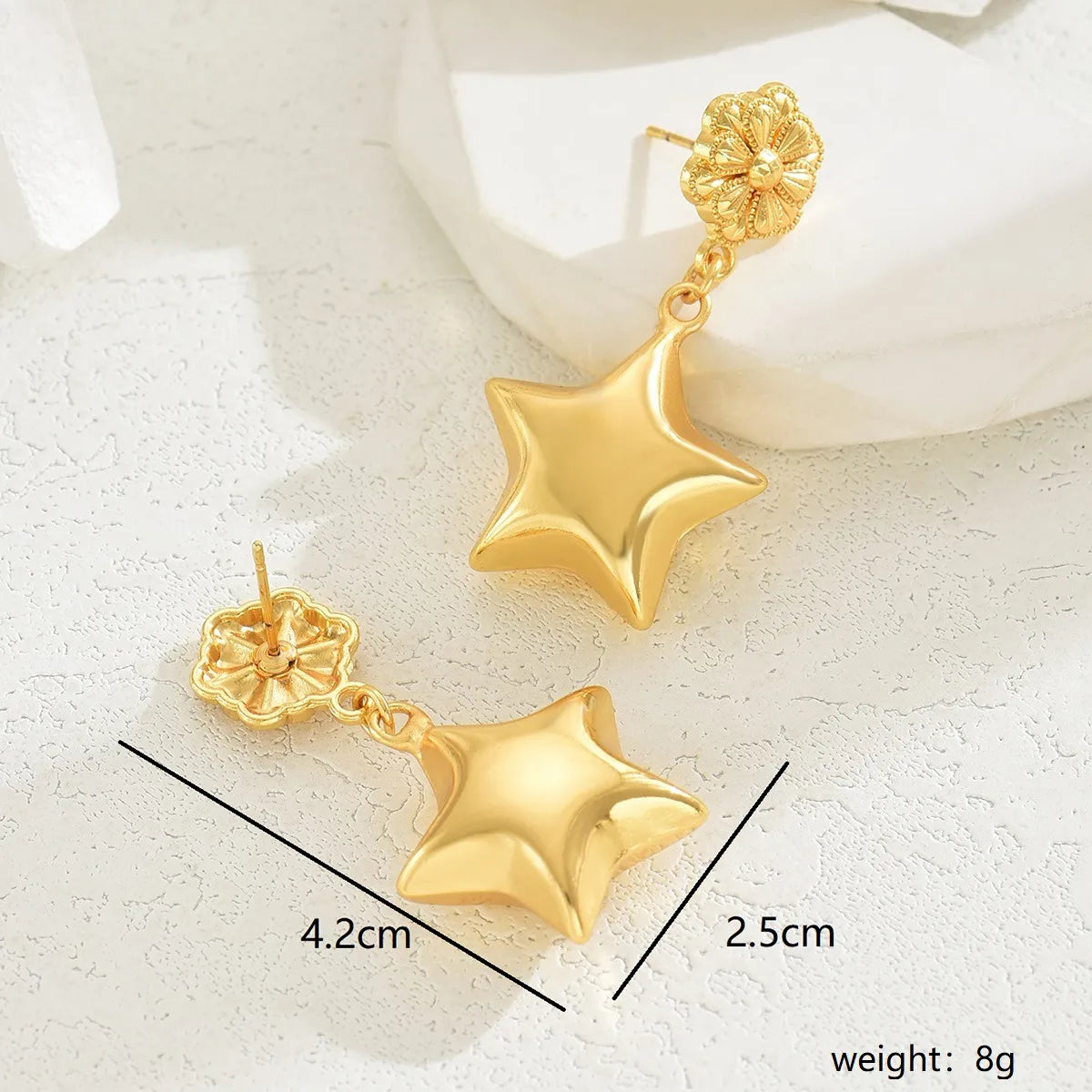 1 Pair Ethnic Style Shiny Star Heart Shape Flower Hollow Out Copper Zinc Alloy 18K Gold Plated Drop Earrings