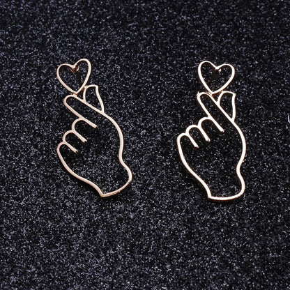 1 Pair Exaggerated Gesture Heart Shape Alloy Plating Women's Drop Earrings