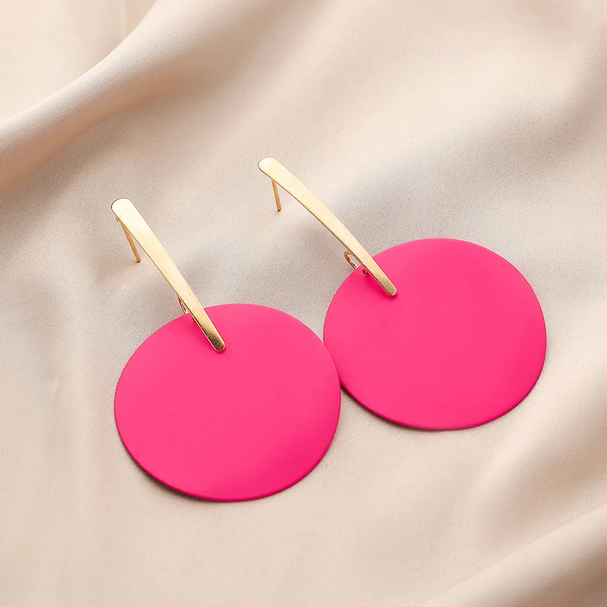 1 Pair Exaggerated Round Alloy Stoving Varnish Women'S Drop Earrings