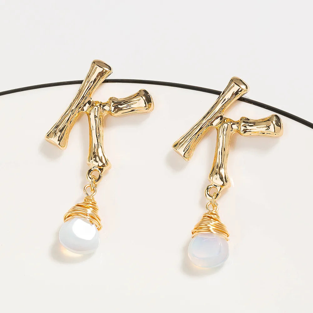 1 Pair Exaggerated Shiny Letter Pearl Alloy Drop Earrings