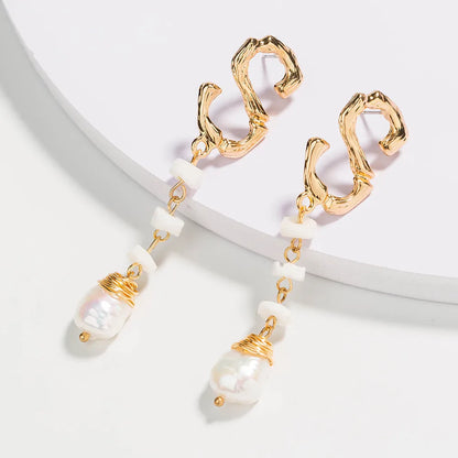 1 Pair Exaggerated Shiny Letter Pearl Alloy Drop Earrings