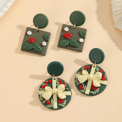 1 Pair Exaggerated Simple Style Classic Style Geometric Christmas Tree Gift Box Asymmetrical Irregular Handmade Soft Clay Drop Earrings