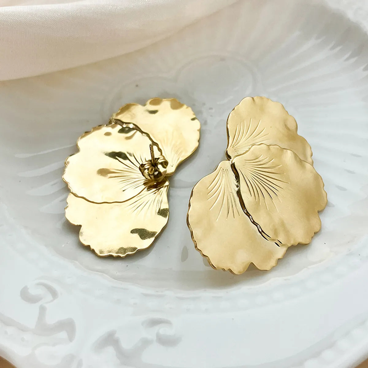 1 Pair Exaggerated Simple Style Flower Plating Stainless Steel Gold Plated Ear Studs