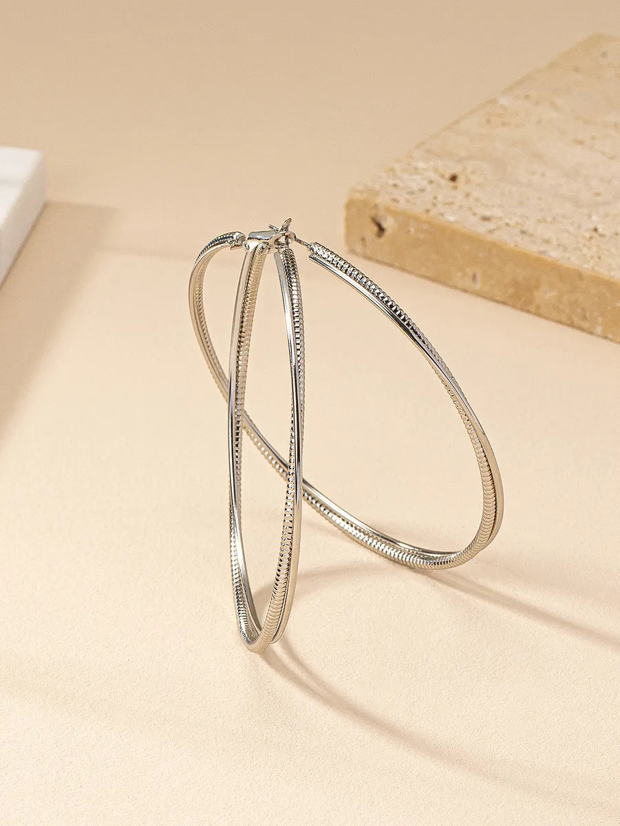 1 Pair Exaggerated Simple Style Geometric Plating Iron Hoop Earrings