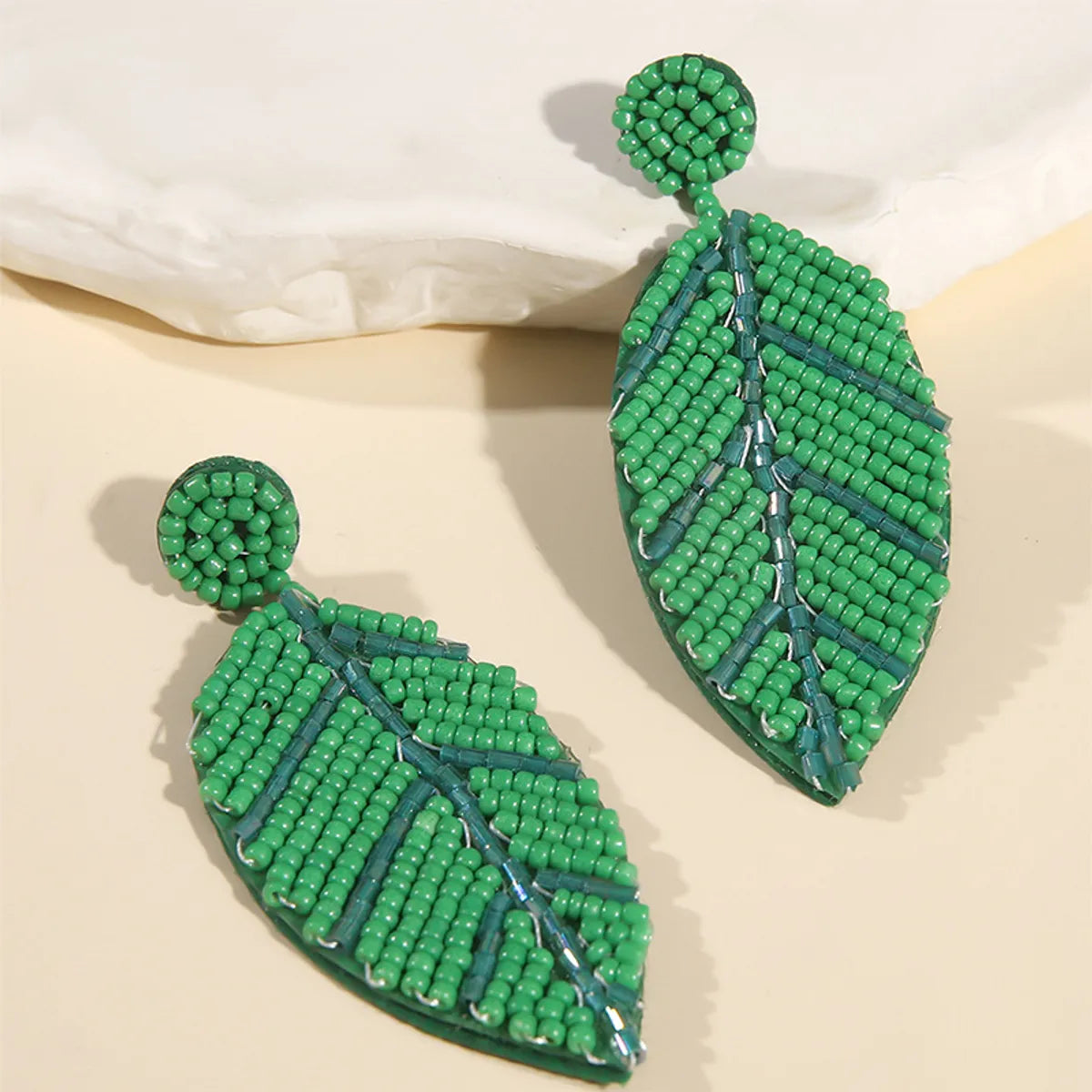 1 Pair Exaggerated Simple Style Leaf Arylic Drop Earrings