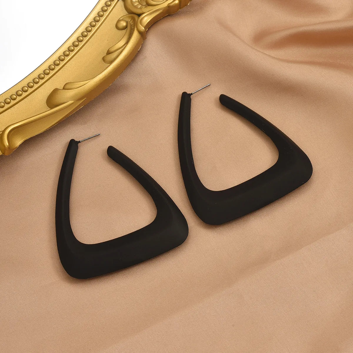 1 Pair Exaggerated Simple Style Triangle Plating Iron Earrings