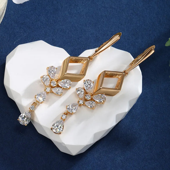 1 Pair Fairy Style Elegant Classic Style Water Droplets Tassel Inlay Copper Alloy Artificial Gemstones Rhinestones Drop Earrings