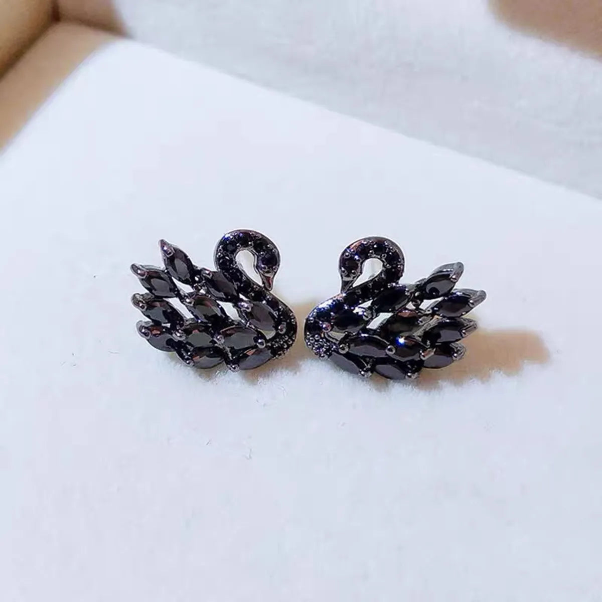 1 Pair Fairy Style Elegant Swan Copper Ear Studs