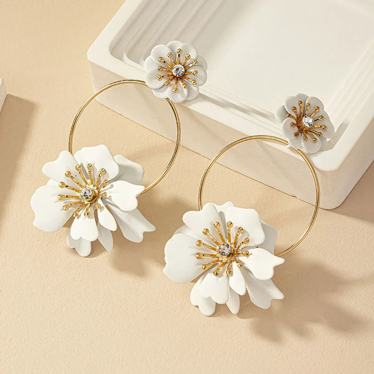 1 Pair Fairy Style Retro Korean Style Flower Plating Alloy Drop Earrings