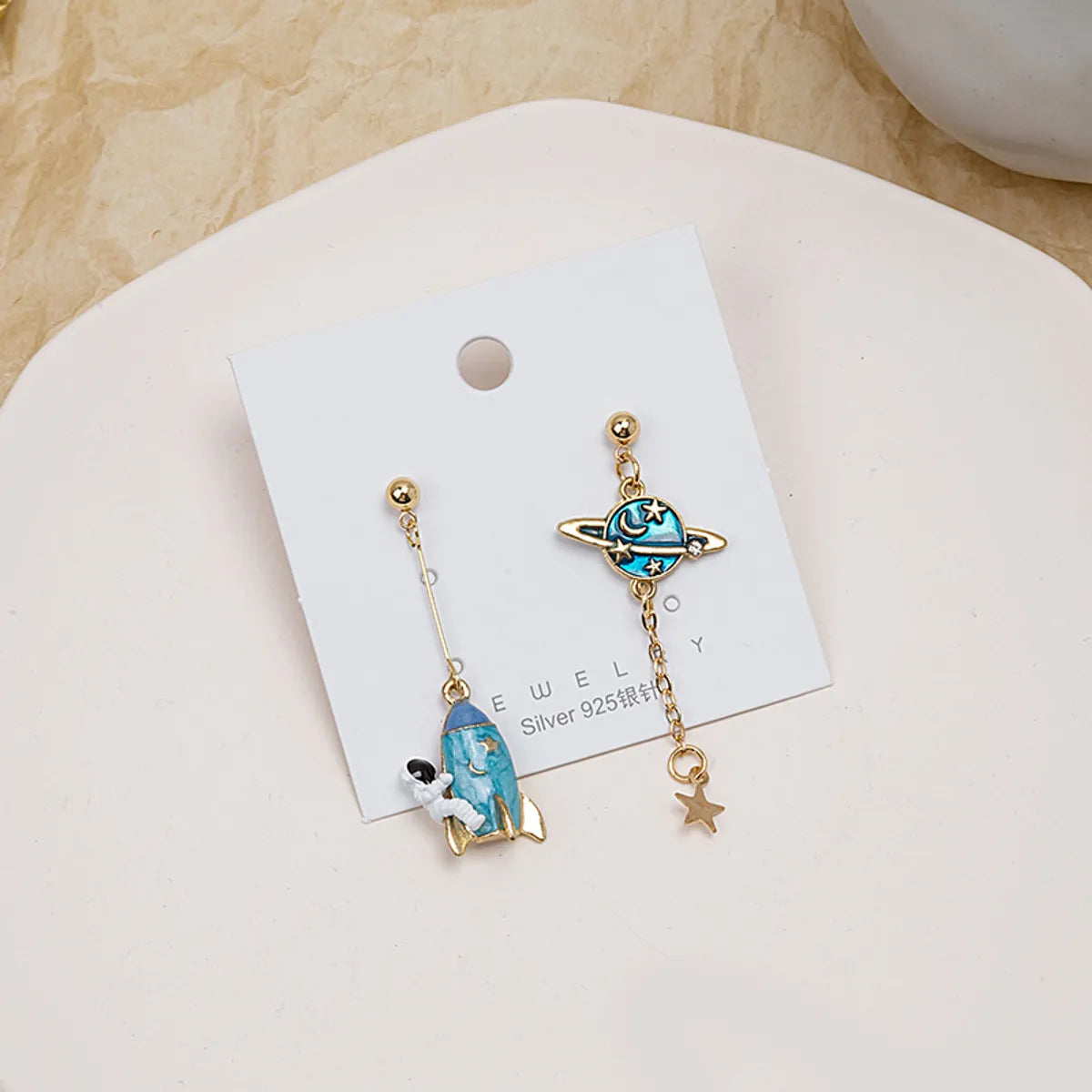 1 Pair Fashion Astronaut Dinosaur Alloy Enamel Women'S Drop Earrings