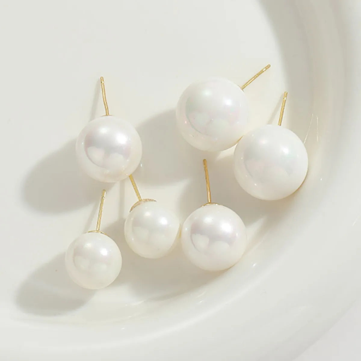 1 Pair Fashion Classic Style Commute Pearl Sterling Silver Shell Asymmetrical Ear Studs