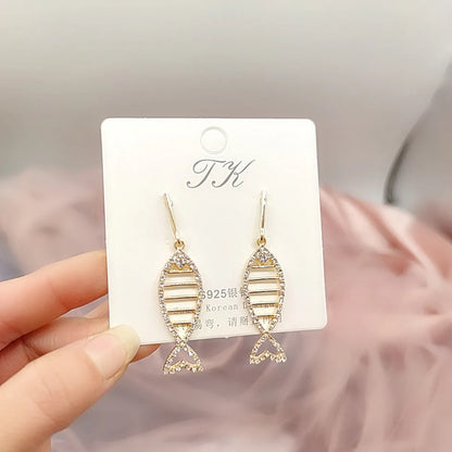 1 Pair Fashion Flower Butterfly Bow Knot Alloy Inlay Artificial Pearls Rhinestones Shell Women'S Earrings