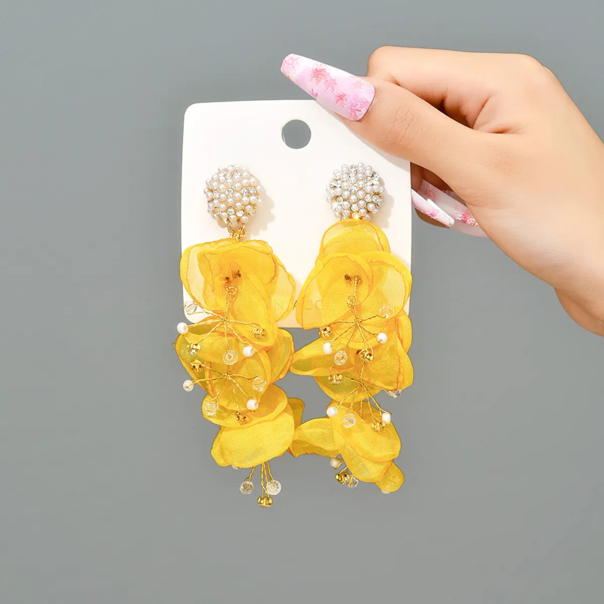 1 Pair Fashion Flower Cloth Handmade Rhinestones Women'S Drop Earrings