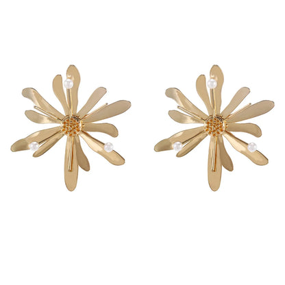 1 Pair Fashion Flower Metal Stoving Varnish Women's Ear Studs