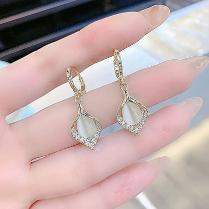 1 Pair Fashion Geometric Metal Inlay Rhinestones Opal Women'S Drop Earrings