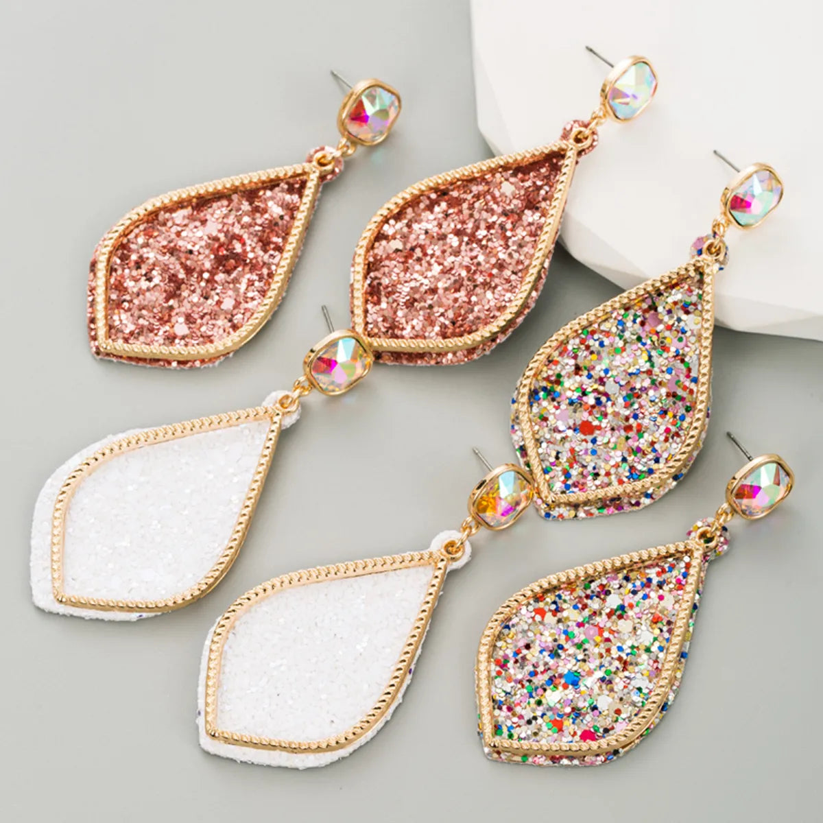 1 Pair Fashion Geometric Sequin Pu Leather Alloy Plating Glass Gold Plated Women's Earrings