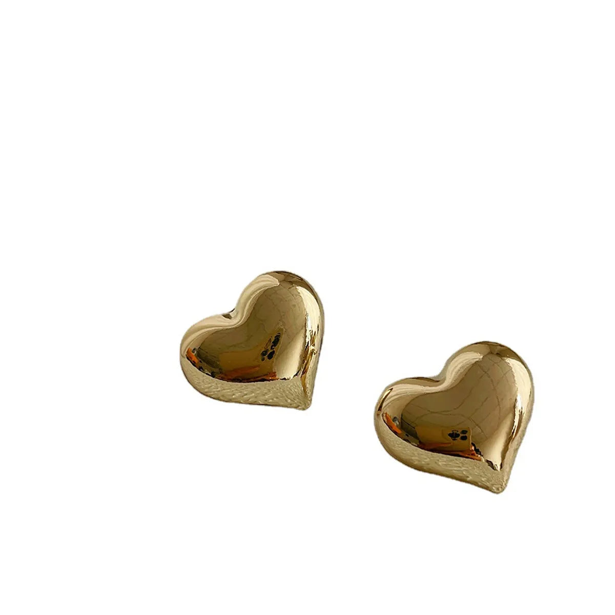 1 Pair Fashion Heart Shape Metal Plating Women'S Ear Studs