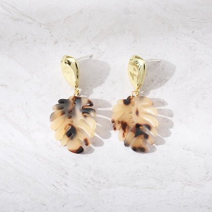 1 Pair Fashion Leaves Plastic Resin Gold Plated Women's Drop Earrings