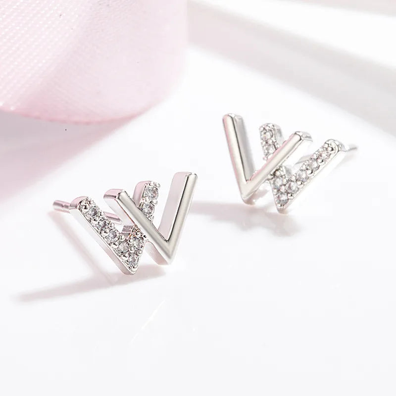 1 Pair Fashion Letter Copper Plating Inlay Zircon Ear Studs