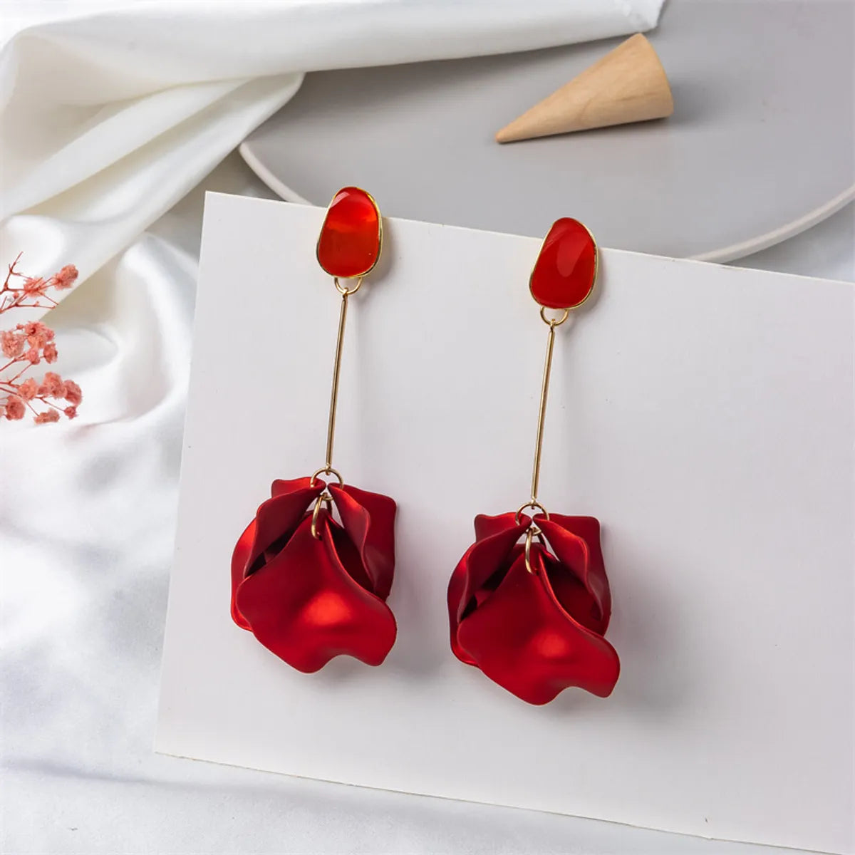 1 Pair Fashion Petal Arylic Women's Drop Earrings