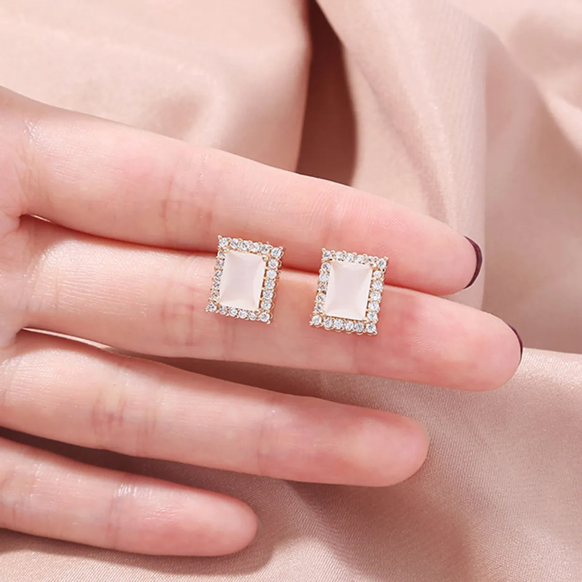 1 Pair Fashion Square Copper Inlay Zircon Ear Studs