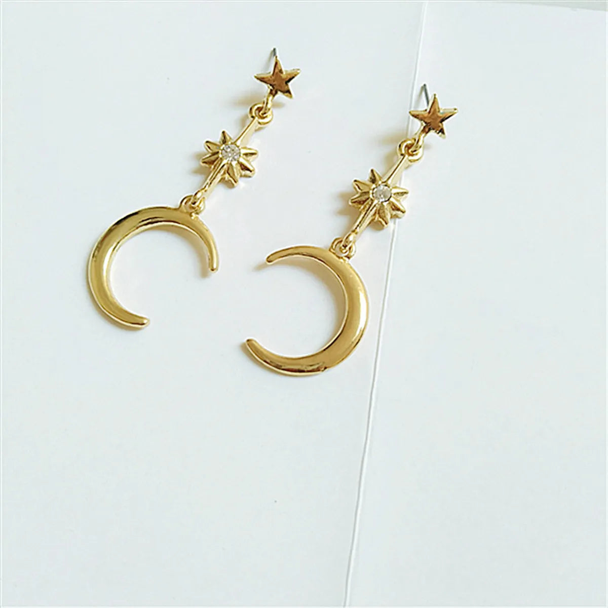 1 Pair Fashion Star Moon Alloy Plating Rhinestones Women'S Drop Earrings