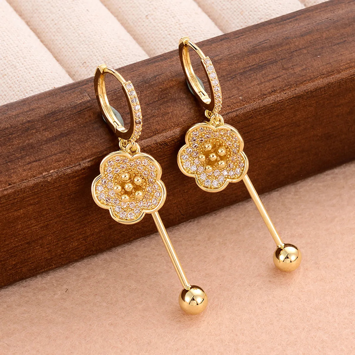 1 Pair Fashion Sweet Flower Plating Inlay Copper Zircon 14k Gold Plated Earrings