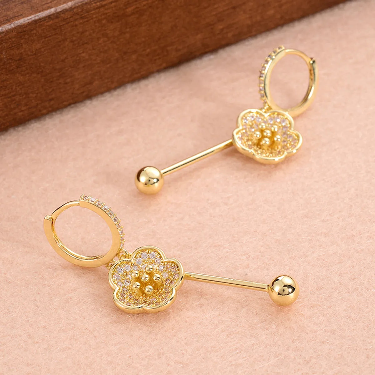 1 Pair Fashion Sweet Flower Plating Inlay Copper Zircon 14k Gold Plated Earrings