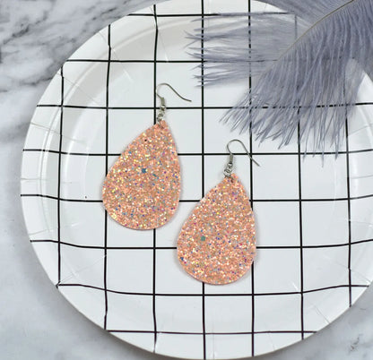 1 Pair Fashion Water Droplets Pu Leather Sequins Women'S Drop Earrings