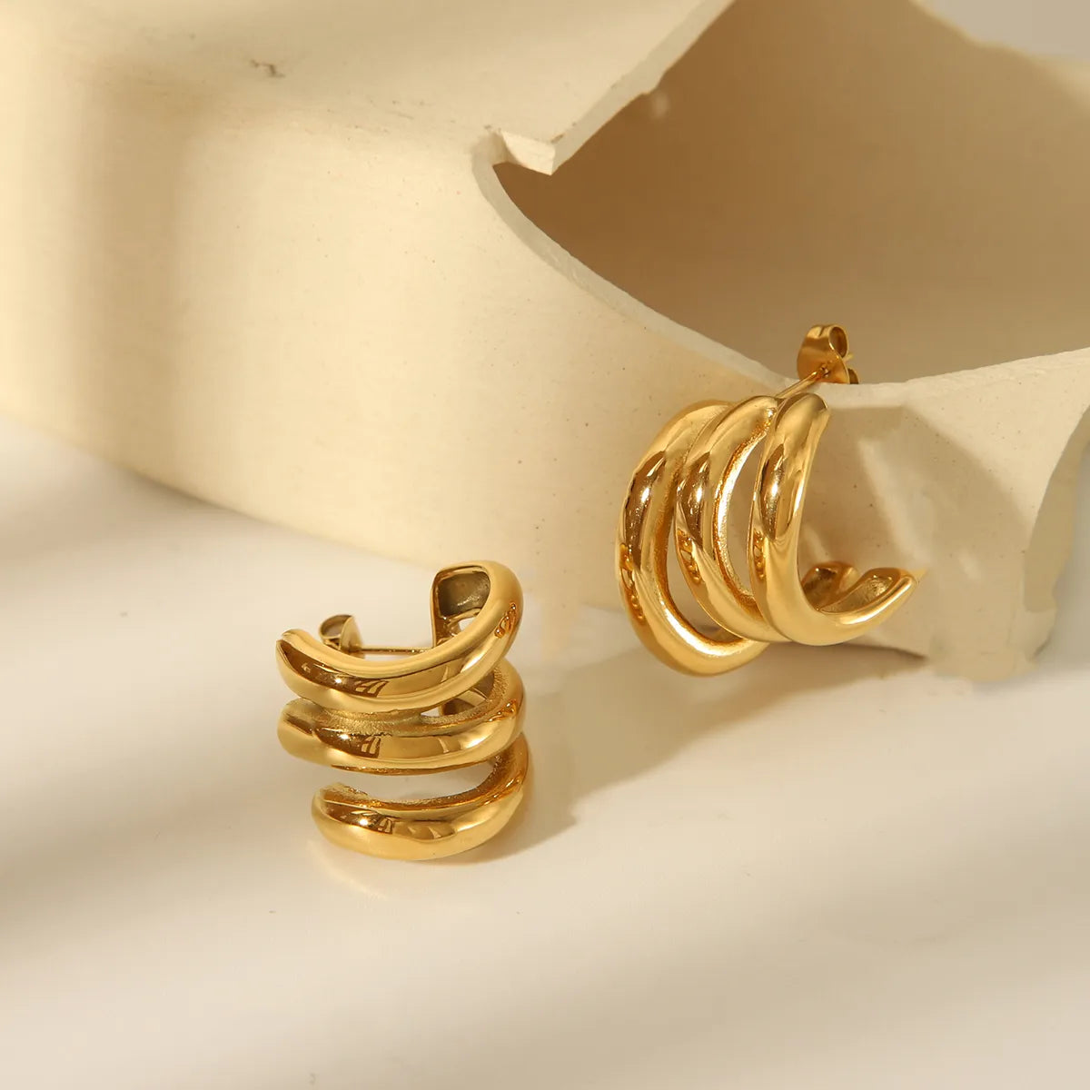 1 Pair French Style Simple Style C Shape Hollow Out 304 Stainless Steel 18K Gold Plated Ear Studs