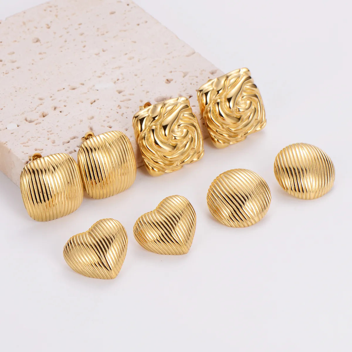 1 Pair French Style Simple Style Round Square Heart Shape 304 Stainless Steel No Inlaid 18K Gold Plated Ear Studs