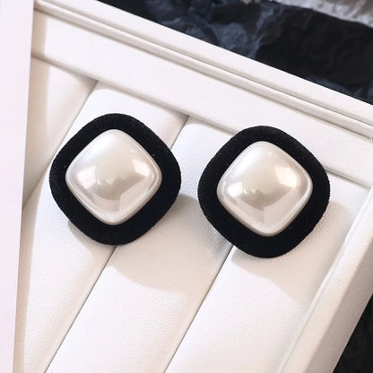 1 Pair French Style Square Imitation Pearl Alloy Flocking Ear Studs