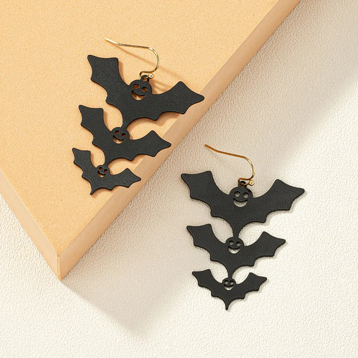 1 Pair Funny Animal Bat Stoving Varnish Arylic Alloy Drop Earrings