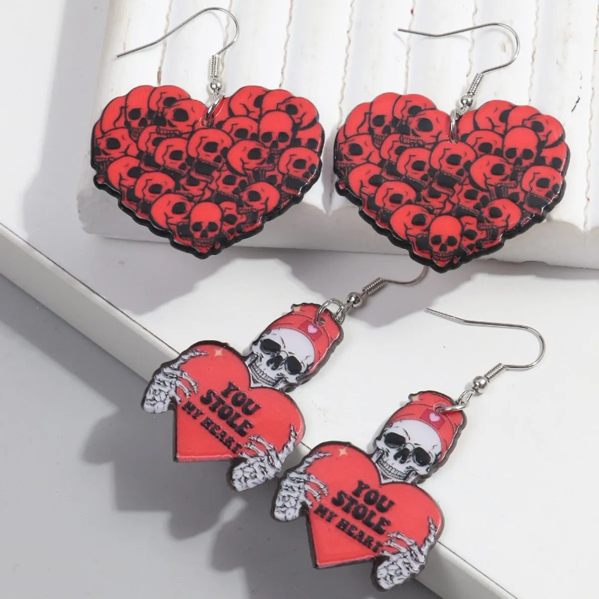 1 Pair Funny Heart Shape Skull Arylic Drop Earrings