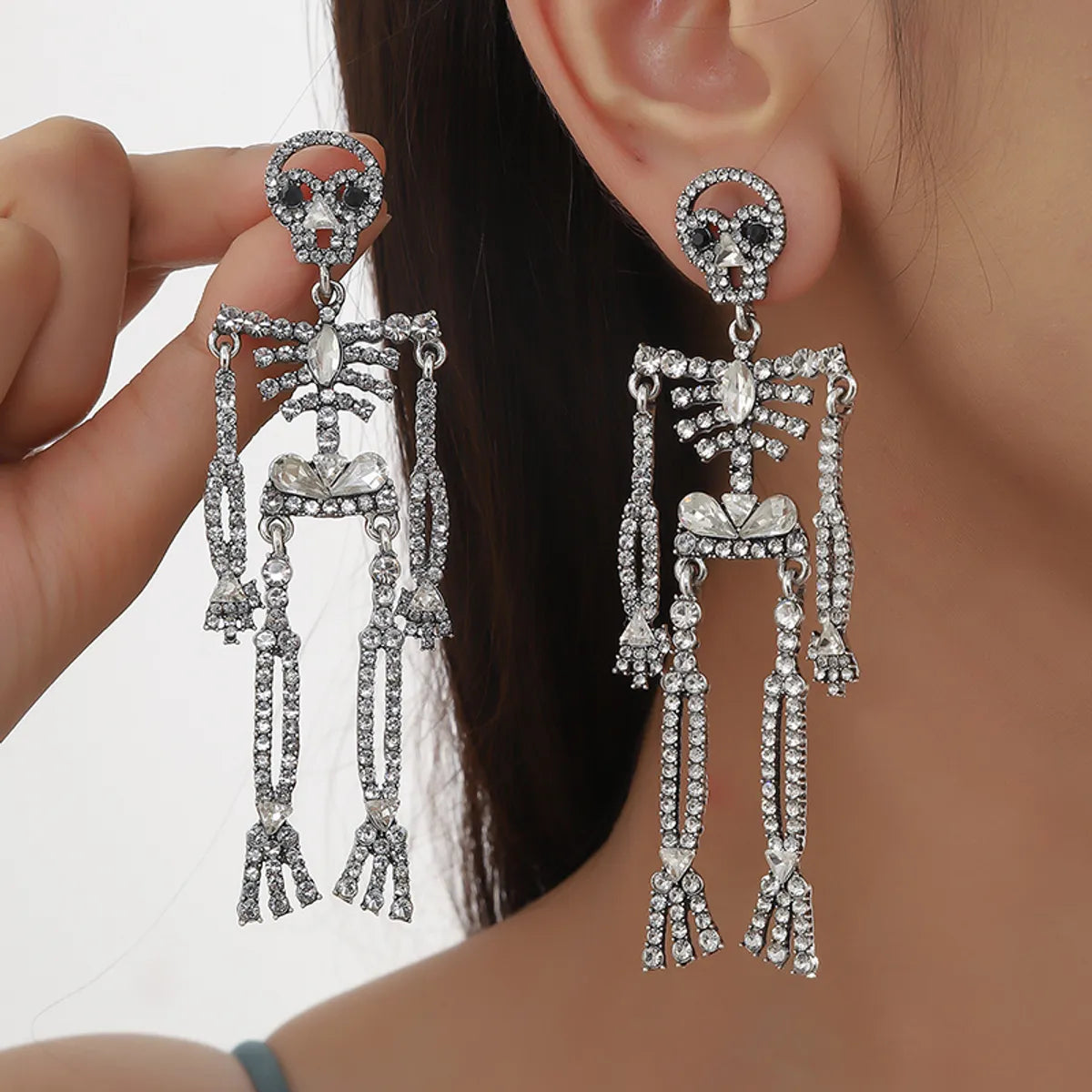 1 Pair Funny Punk Alien Plating Inlay Alloy Rhinestones Silver Plated Drop Earrings