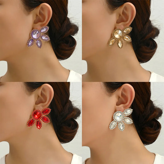 1 Pair Glam Flower Inlay Alloy Rhinestones Glass Ear Studs