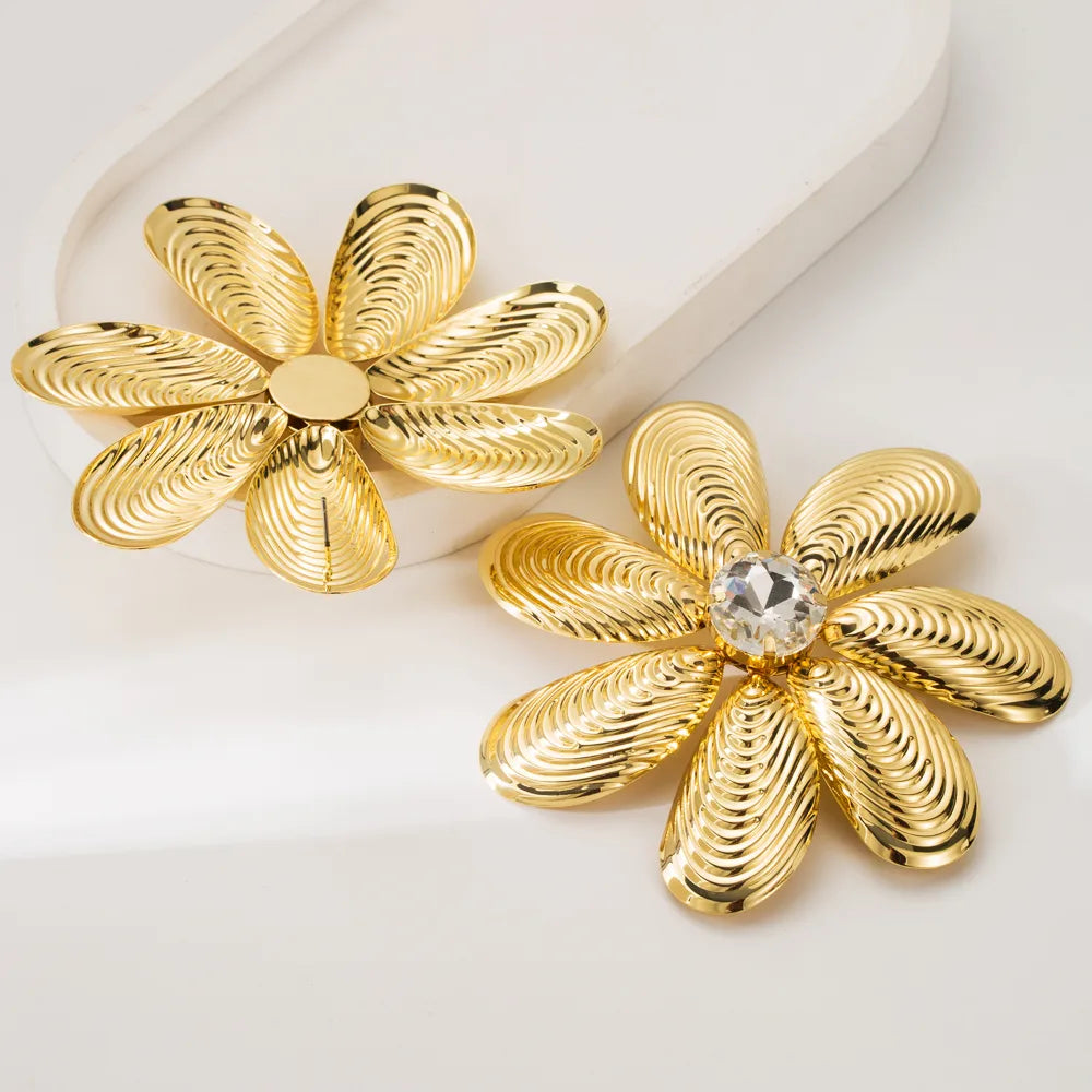 1 Pair Glam Luxurious Classic Style Flower Inlay Alloy Glass Glass Gold Plated Silver Plated Ear Studs