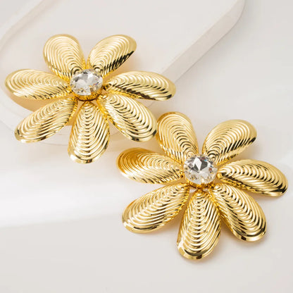 1 Pair Glam Luxurious Classic Style Flower Inlay Alloy Glass Glass Gold Plated Silver Plated Ear Studs