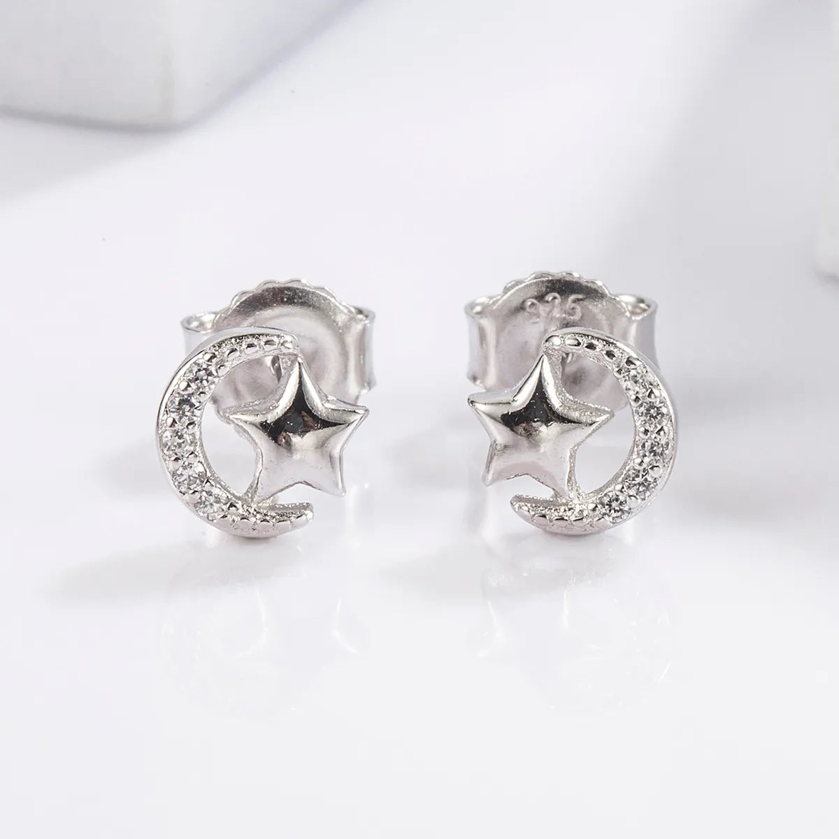 1 Pair Glam Romantic Shiny Star Moon Oval Plating Inlay Sterling Silver Zircon White Gold Plated Ear Studs