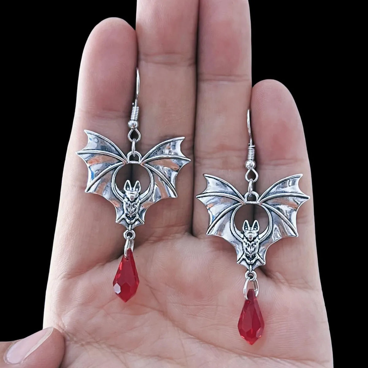 1 Pair Gothic Punk Cool Style Bat Crystal Zinc Alloy Drop Earrings