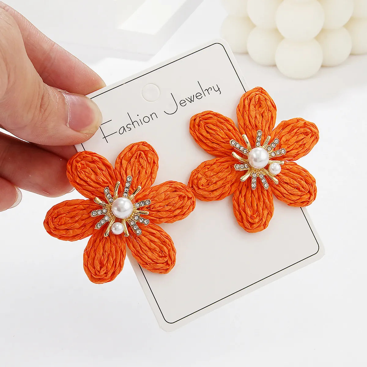 1 Pair Hawaiian Modern Style Sweet Flower Inlay Imitation Pearl Alloy Raffia Imitation Pearl Drop Earrings