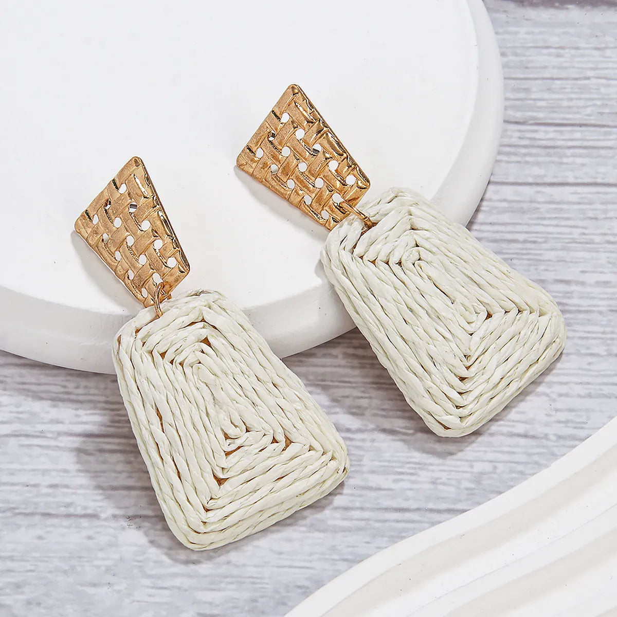 1 Pair Hawaiian Tropical Geometric Alloy Raffia 14K Gold Plated Drop Earrings