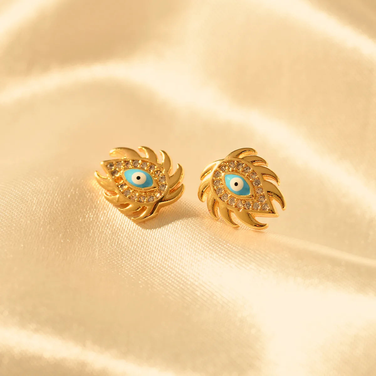 1 Pair Hip-Hop Devil'S Eye Alloy Ear Studs