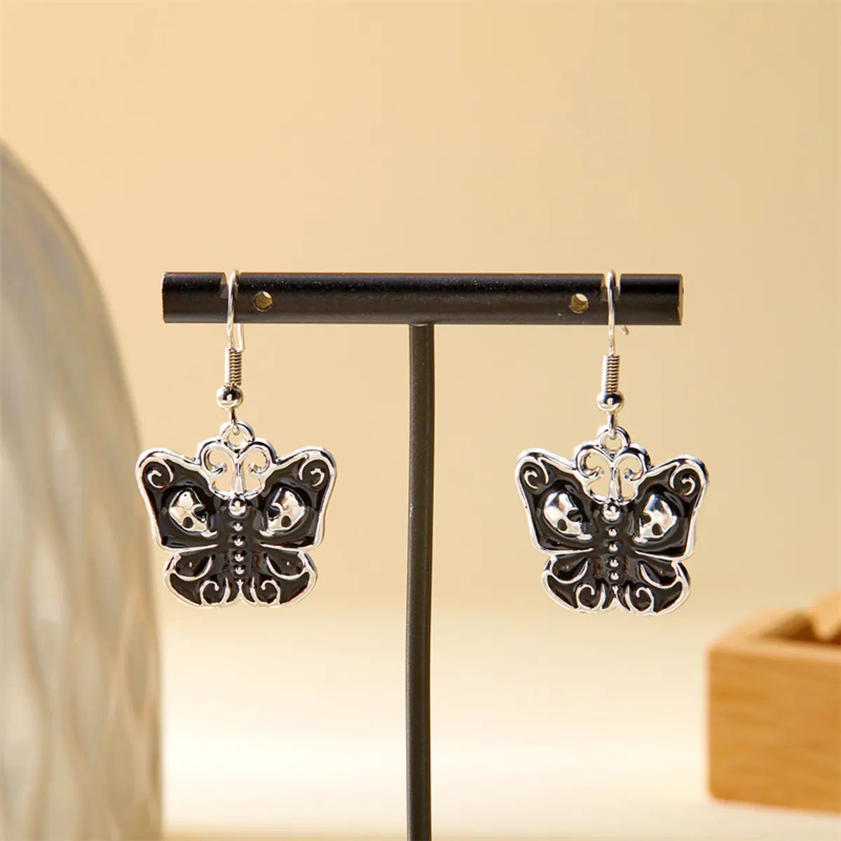 1 Pair Hip-Hop Funny Little Devil Butterfly Asymmetrical Arylic Alloy Drop Earrings