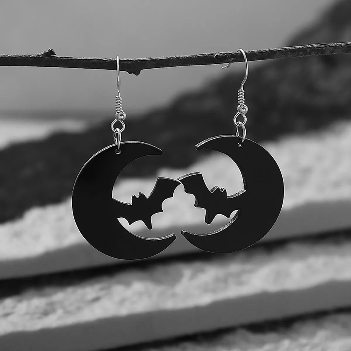 1 Pair Hip-Hop Funny Moon Cat Bat Hollow Out Arylic Drop Earrings