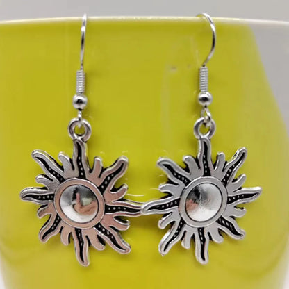 1 Pair Hip-Hop Retro Punk Sun Moon Plating Alloy Drop Earrings