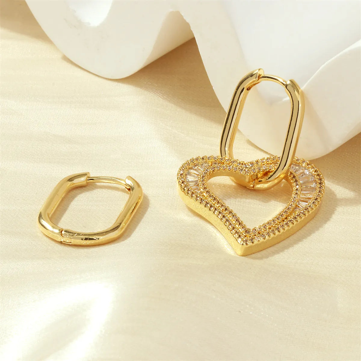 1 Pair Hip-hop Streetwear Shiny Heart Shape Plating Inlay Copper Zircon 18k Gold Plated Earrings